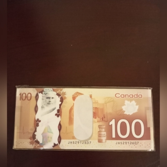 Brand New Canadian 100 Dollar Bill Wallet - Picture 2 of 2